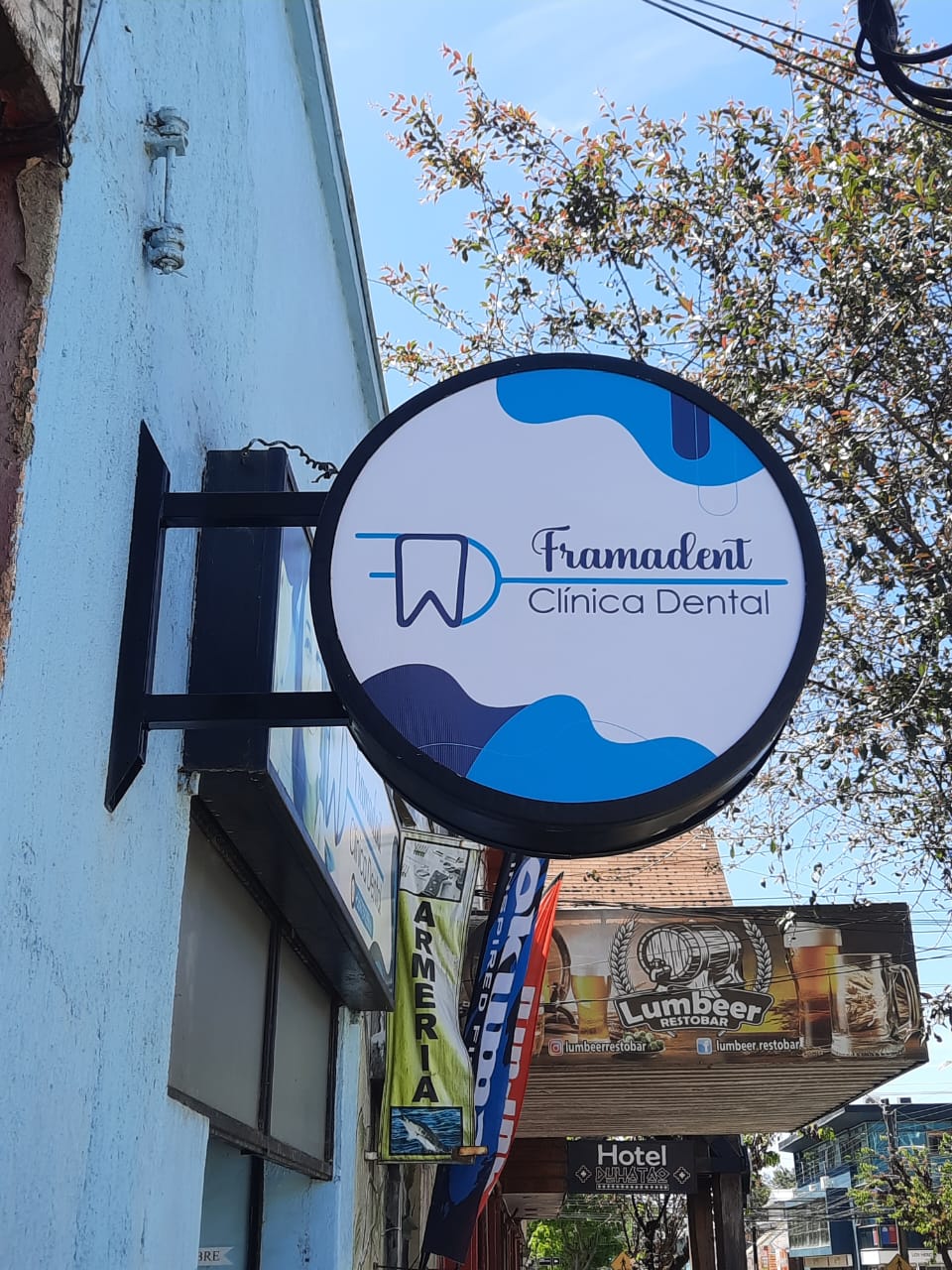 Letrero redondo realizado por Imprecomp